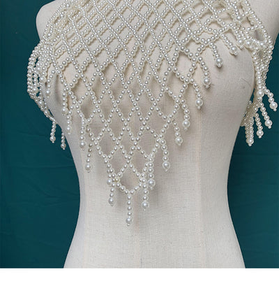 Chal Tejido a Mano con Perlas y Detalles de Joyería - Image 9