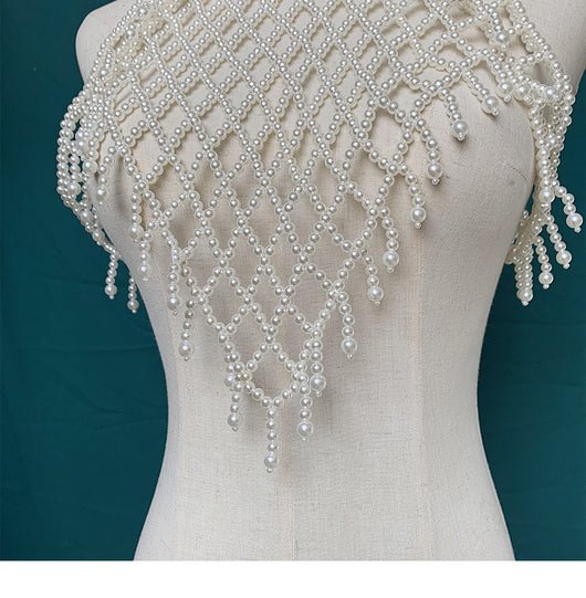 Chal Tejido a Mano con Perlas y Detalles de Joyería - Image 9