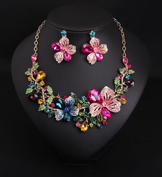 Colorful flower crystal diamond short clavicle necklace and matching earrings set, featuring gold-tone metal and vibrant rhinestones. - Image 12