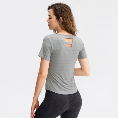 Ropa Yoga Suelta para Mujer con Mangas Cortas - Image 18