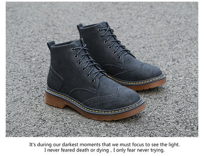 Botas Martin de Cordones en Encaje Británico para Mujer - Image 16
