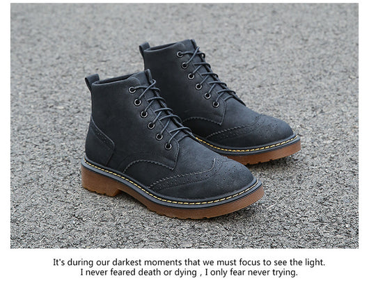 Botas Martin de Cordones en Encaje Británico para Mujer - Image 16