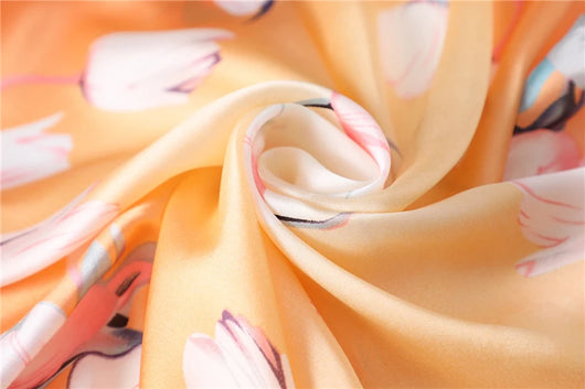 Pañuelo de Seda Floral Versátil para Cualquier Ocasión - Image 10