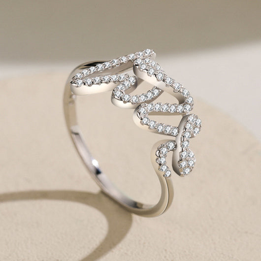 Anillo LOVE en Plata S925 con Diamantes Microengastados para Mujer - Image 4