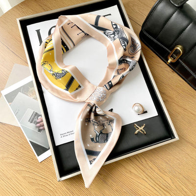 Pañuelo Decorativo con Pintura al Óleo Artística - Image 27