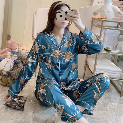 Pijama Dos Piezas de Seda Fría con Mangas Largas para Mujer - Image 8