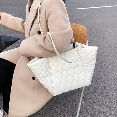 Bolsos de Mano Clásicos para Otoño e Invierno - Image 3