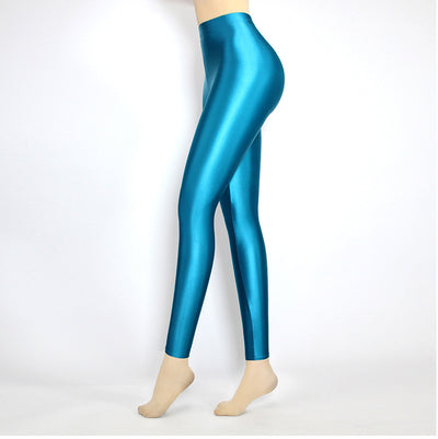 Leggins Deportivos Cortos Cintura Alta Elástica para Yoga y Ejercicio - Image 25