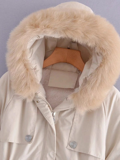 Abrigo Acolchado para Mujer con Cuello de Pelaje Grande - Image 11