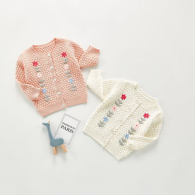 Cardigan Bordado a Mano - Chaqueta Versátil para Cualquier Ocasión - Image 9