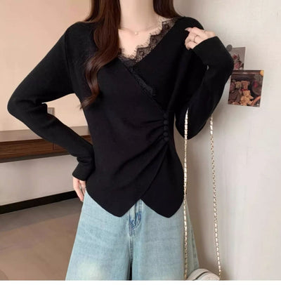 Blusa Manga Larga con Encaje Irregular y Escote en V - Image 32