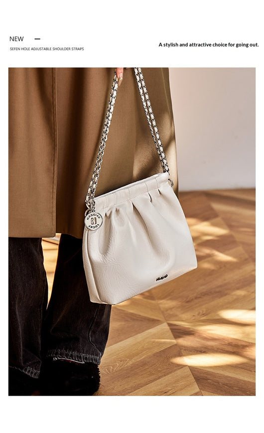 Bolsa de Hombro Tipo Cubo de Gran Capacidad con Cadena - Image 17