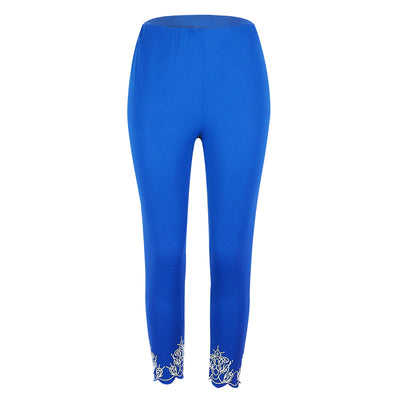 Pantalones Capri Ajustados con Estampado Reductor - Image 7