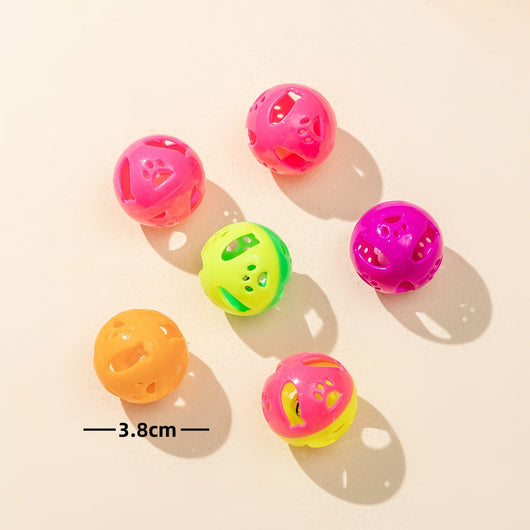 Six colorful plastic bell mesh hollow cat teasing balls in orange, green, red, purple, and pink, each 4cm. - Image 12
