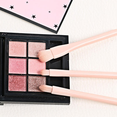 Set de 4 Brochas de Maquillaje Retráctiles Todo en Uno - Image 10