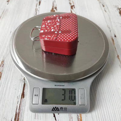 Caja de Dulces Navideña en Hojalata Estilo Bolso - Image 24
