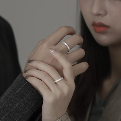 Par de Anillos de Plata Minimalistas - Image 8