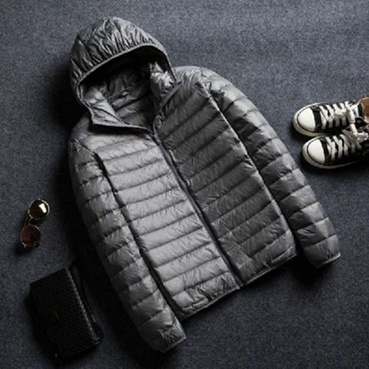 Chaqueta Acolchada Ultraligera con Capucha y Cuello Parado para Hombre - Image 13