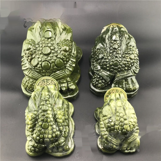 Joya de Jade Sapo Dorado - Amuleto de Prosperidad