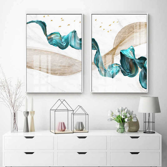 Tríptico Abstracto Dorado con Líneas de Humo - Colección Moda Contemporánea - Image 2