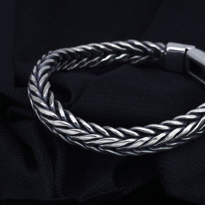 Pulsera Tejida en Plata S925 Estilo Quilla para Hombre - Image 4