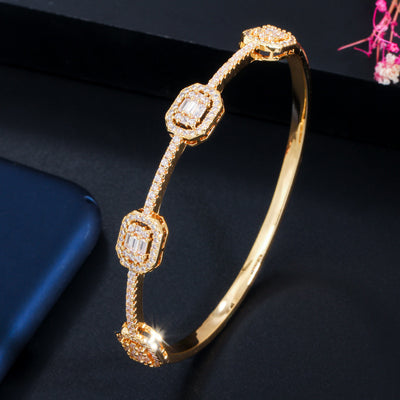 Conjunto de Pulsera y Anillo para Mujer con Circonita Brillante y Baño de Oro Real - Image 10