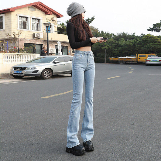 Jeans Acampanados Cintura Alta Elásticos que Estilizan - Image 10