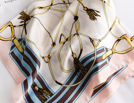 Pañuelo Cuadrado de Seda Sintética con Cadena - Elegancia para Primavera y Otoño - Image 8