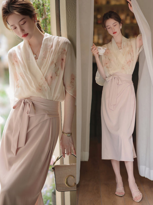 Conjunto de Dos Piezas: Blusa Floral de Gasa con Falda Elegante - Image 14