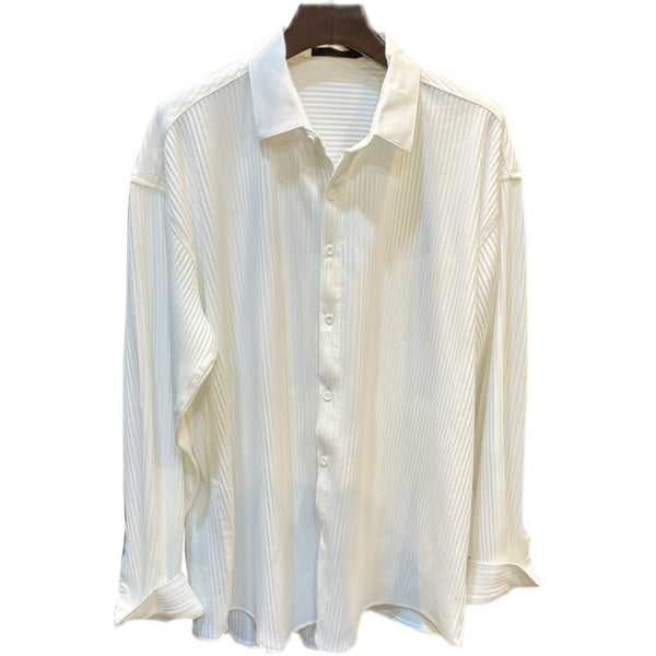 Camisa Blanca Casual con Rayas Oscuras - Diseño Moderno y Versátil