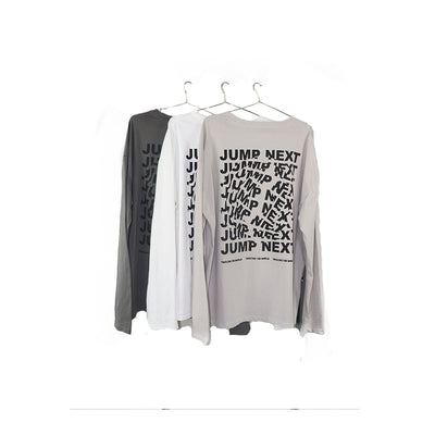 Playera Unisex Manga Larga Cuello Redondo Estampado Vórtice de Letras - Image 2