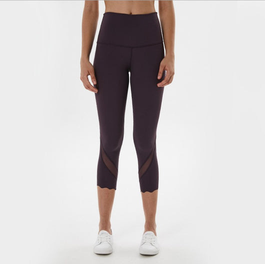 Leggins Deportivos Cortos Ajustados y Transpirables - Image 10