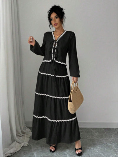 Conjunto Elegante con Blusa de Encaje y Falda Plisada con Mangas Farol - Image 21