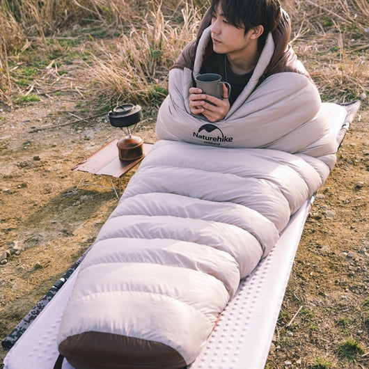 Saco de Dormir Premium con Plumón de Ganso Cálido y Confortable
