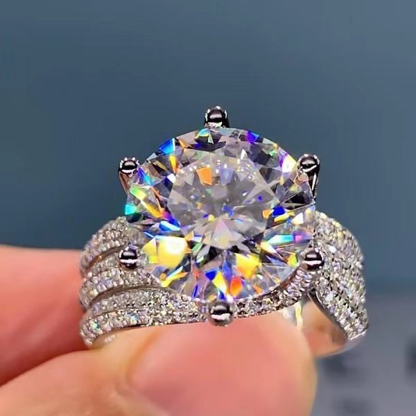 Anillo de Moissanita para Mujer con Sello de Amor en Plata y Oro