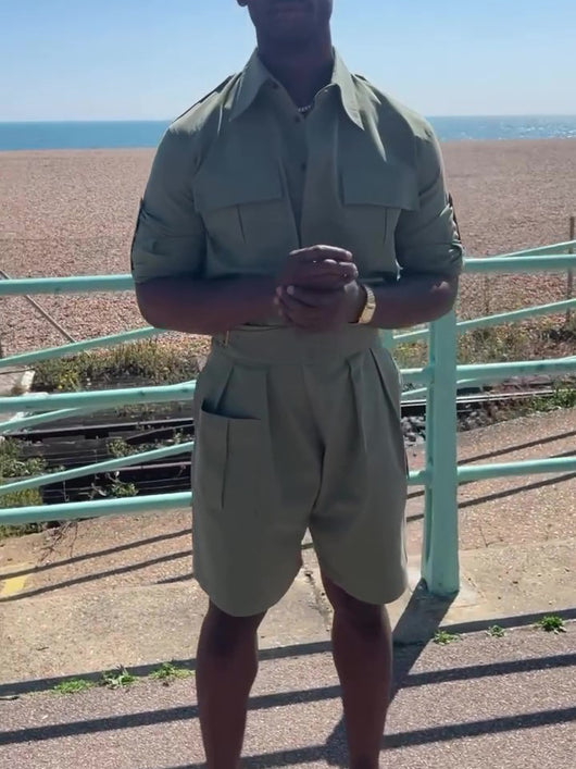 Conjunto Camisa Manga Larga Verde Militar con Shorts Talle Alto - Image 4