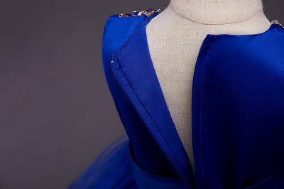 Vestido de Princesa Floral para Niña con Lentejuelas y Bordados - Image 17