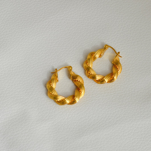 Aretes de Aro Elegantes para Mujer - Diseño Premium - Image 4