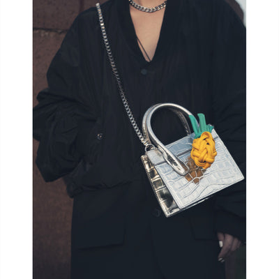 Bolso Cadena Cuadrado Minimalista de Lujo - Image 7