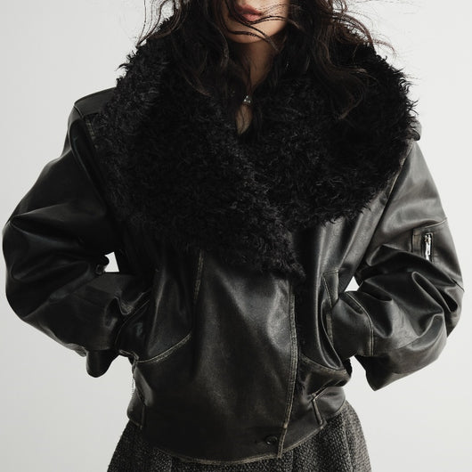 Chaqueta de Cuero Oversized con Cuello de Pelaje - Unisex Relajado