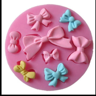 Molde para Decorar Pasteles con 8 Lazos Perfectos - Image 10