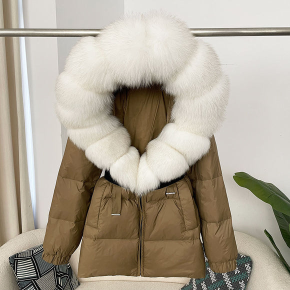 Abrigo de Plumas de Pato Blanco con Cuello de Pelaje de Zorro Oversized