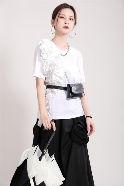 Blusa Corta con Flores Tridimensionales para Mujer - Image 5