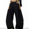 Jeans Feminino com Design Retrô Invertido e Costuras Decorativas