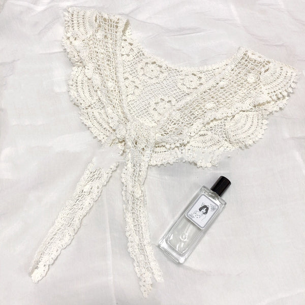 Capa Floral Desmontable con Cuello Protección Solar Ligera