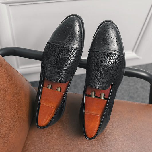 Zapatos de Cuero Puntiagos Dorados para Hombre - Estilo Coreano Británico - Image 21