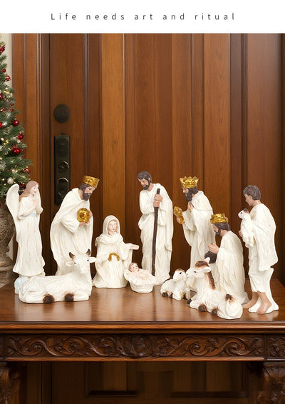 Juego de 11 Adornos Navideños Religiosos en Resina - Image 9