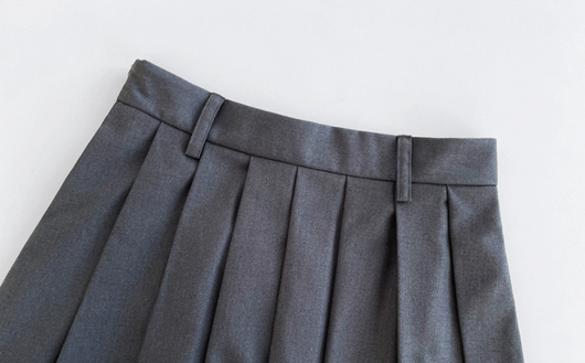 Falda Plisada de Cintura Alta con Drapeado Elegante - Image 8