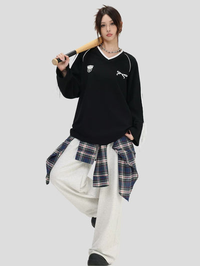 Playera Deportiva Suelta con Lazo Mariposa y Cuello V - Image 9