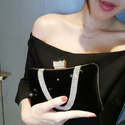Bolso de Hombro Asimétrico con Detalles Diamantados - Image 15